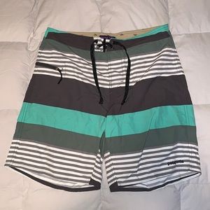 [NWOT] Wavefarer Board Shorts - Men's 19" Outseam